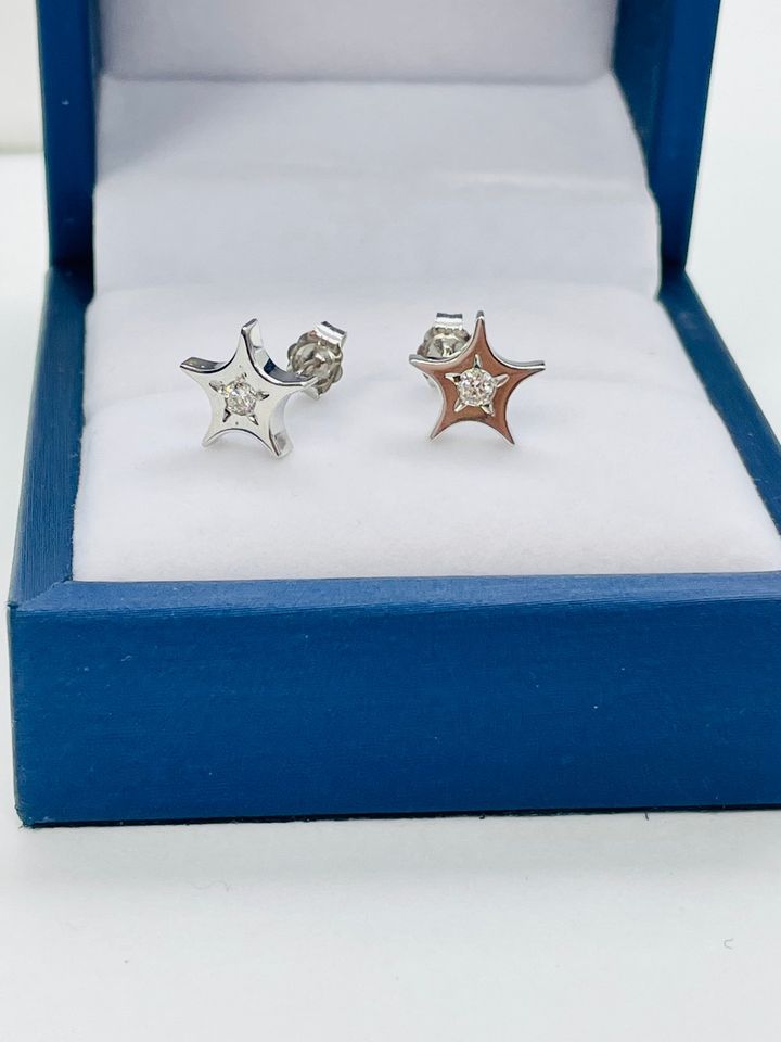 Cute Natural Diamonds Star Earrings 14K Gold