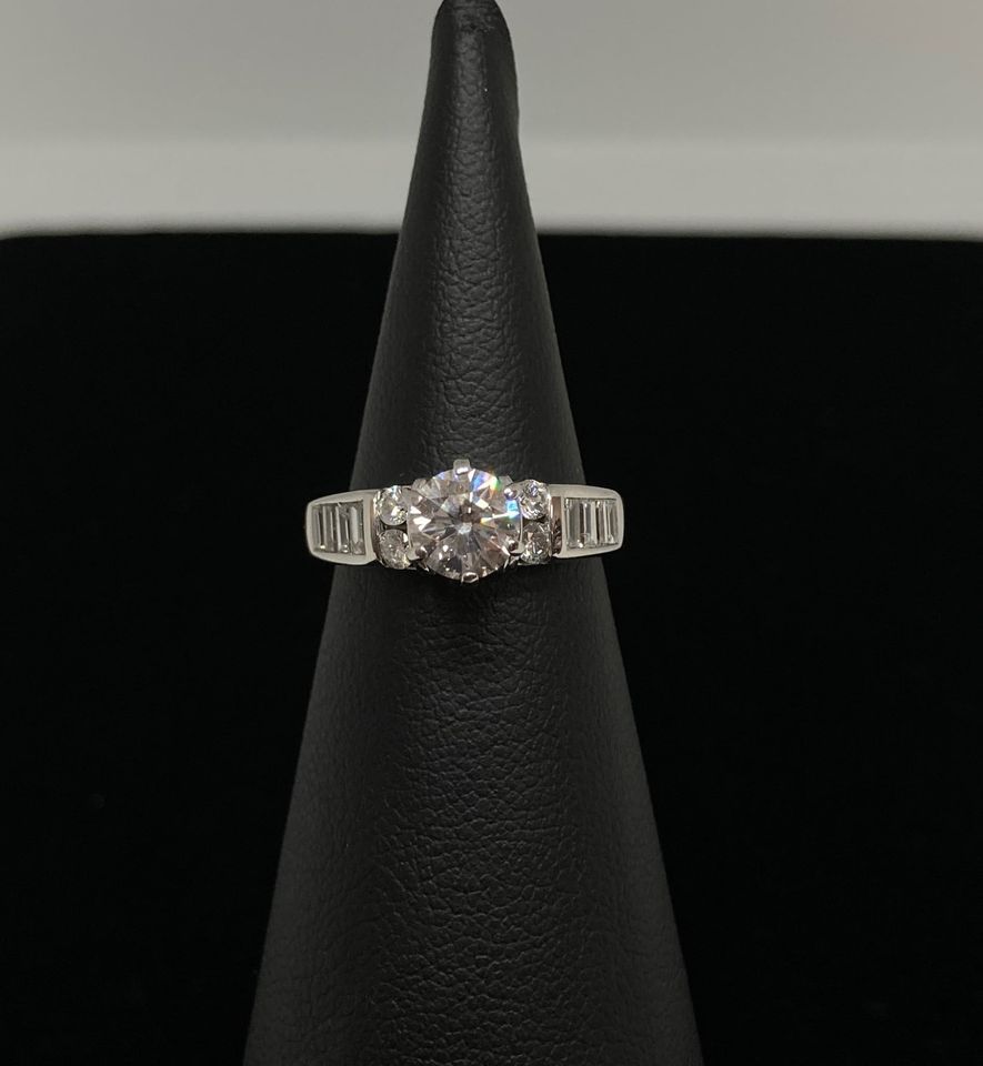 Stunning 14K White Gold Wedding Ring Set 0.78ct with 17 Natural Diamonds I1-G Color with matching band with 9 Diamonds