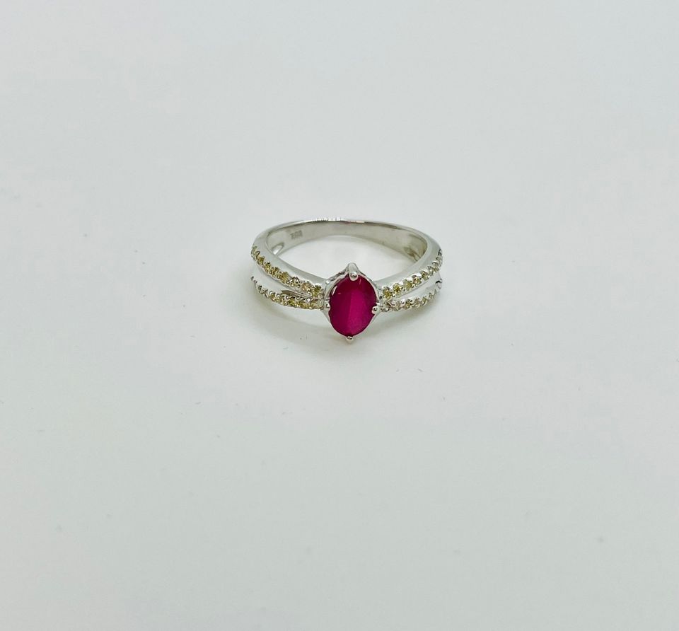 Beautiful Ruby and Diamonds Split Shank Ring in 18Karat Gold
