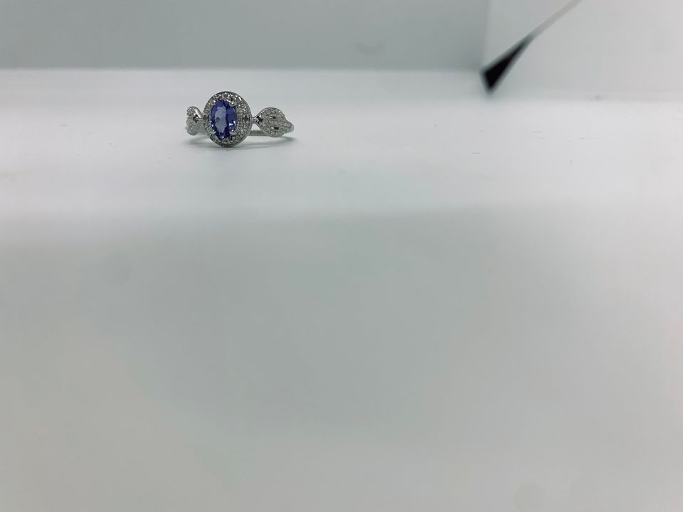 Elegant Sterling Tanzanite and Diamonds Ladies's Ring